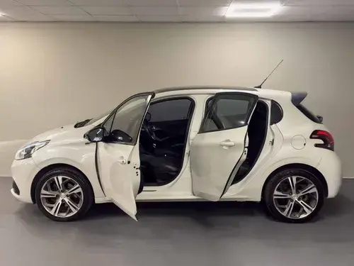 Peugeot 208 1.6 Gt Line 2018