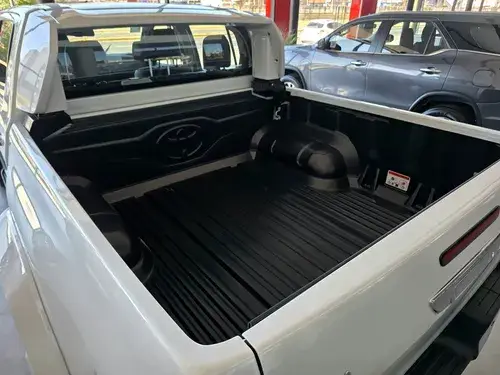 Toyota Hilux Pick-Up 2.8 Cd Srx 204Cv 4X4 At 2026