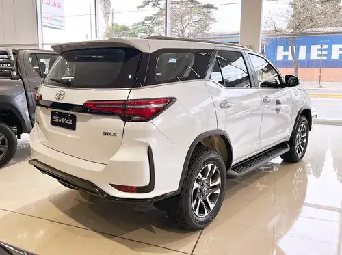 Toyota SW4 2.8 Srx 204Cv 4X4 7As At 2026
