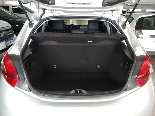 Peugeot 208 1.6 Feline 2020