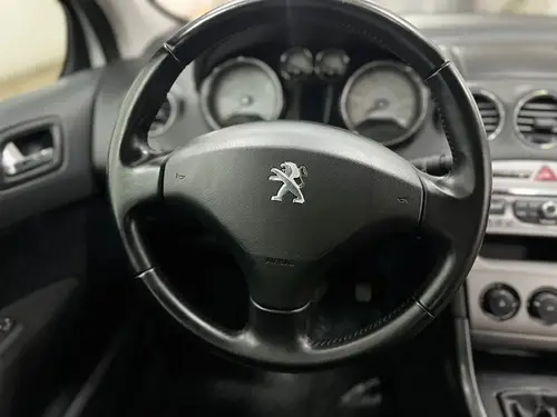 Peugeot 408 1.6 Allure Hdi Nav 115cv 2014