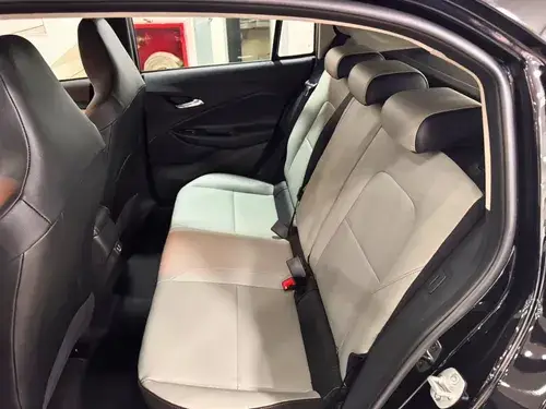 Chevrolet Sonic 1.0 T PREMIER AT L26 2026