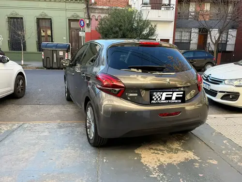 Peugeot 208 1.6 Allure Plus Hdi 2019