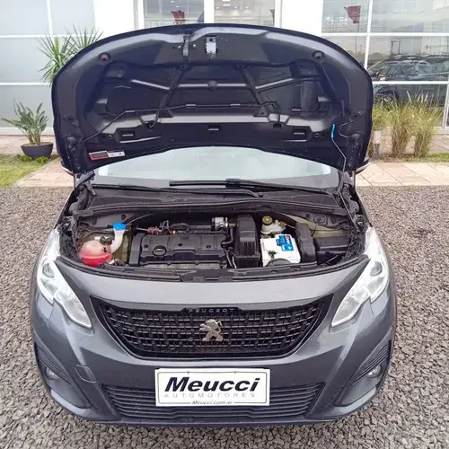 Peugeot 2008 1.6 Feline 2021