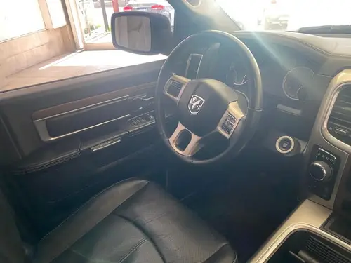 RAM 1500 5.7 Laramie Atx V8 2023