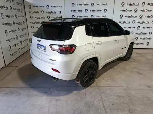 Jeep Compass 2.0 T 4X4 BLACKHAWK AT9 2026