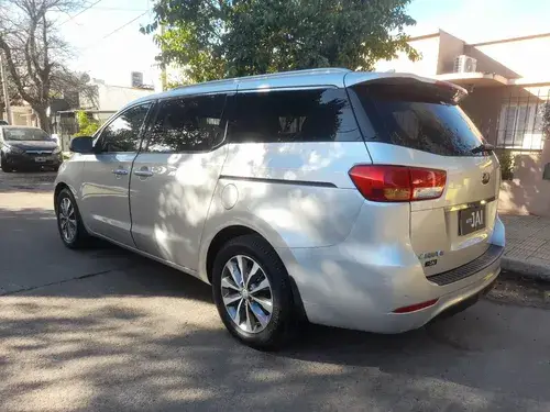 Kia Carnival 2.2 Crdi Ex Premium 2016