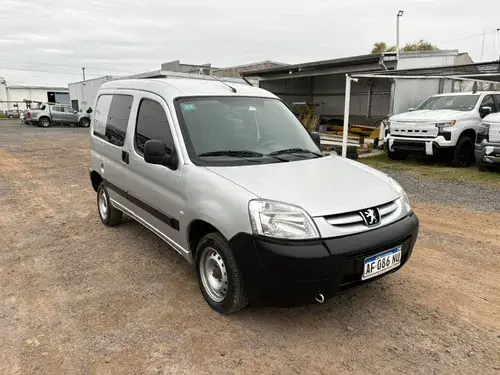Peugeot Partner CONFORT 1.6 HDI 92 5 P 2021