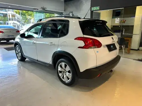 Peugeot 2008 Allure 1.6VTI MT 2020