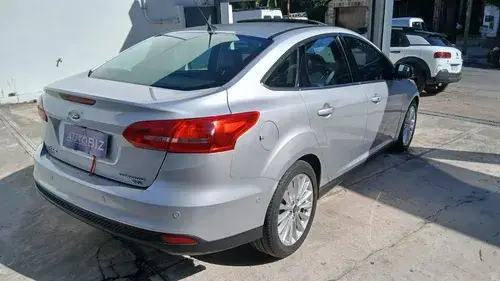 Ford Focus III 2.0 Sedan Titanium At6 2016