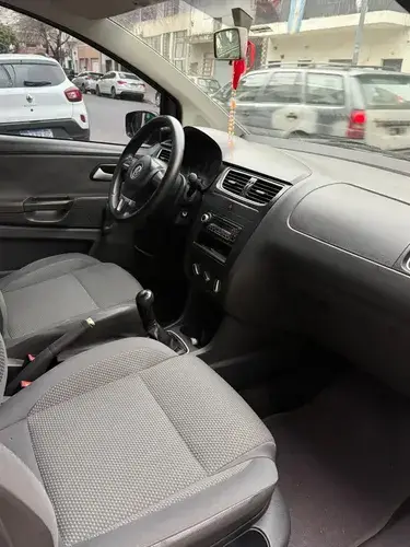 Volkswagen Fox 1.6 Comfortline 5p 2011