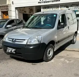 Peugeot Partner 1.4 Furgon Confort 5as 2015