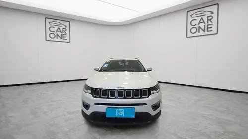 Jeep Compass 2.4 LONGITUDE AT6 4X2 L18 2020