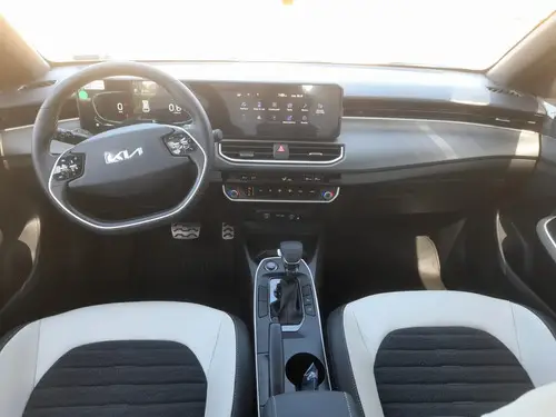 Kia K3 Sedan 1.6 Gt Line At 2025