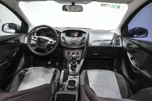 Ford Fiesta Kinetic 1.6 Sedan S 120cv 2014