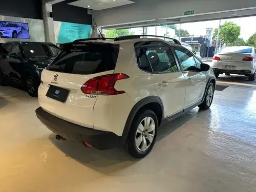 Peugeot 2008 Allure 1.6VTI MT 2020