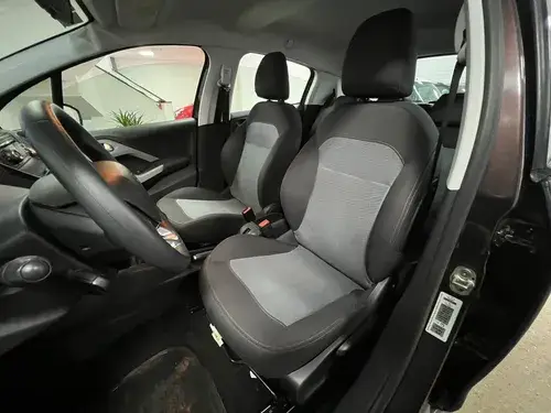 Peugeot 208 1.5 Allure 2015