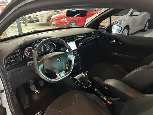 DS3 1.6 VTI So Chic 2015