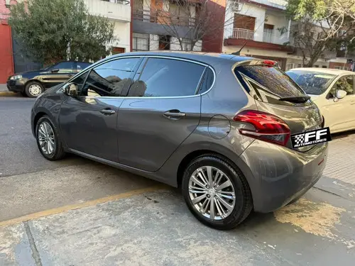 Peugeot 208 1.6 Allure Plus Hdi 2019