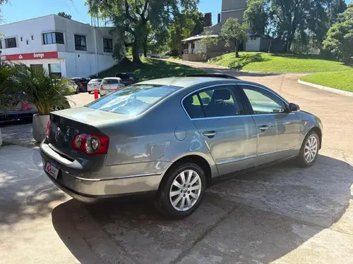 Volkswagen Passat 2.0 I Advance 2009