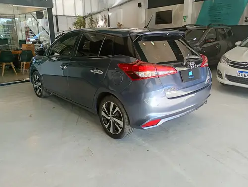 Toyota Yaris S 1.5 CVT 2022