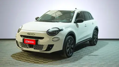 Fiat 600 hybrid 1.2 E-Dct 2025