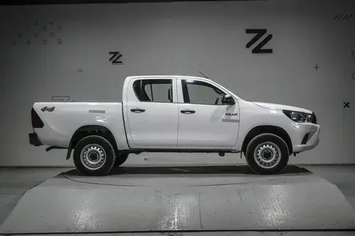 Toyota Hilux Pick-Up 2.4 Cd Dx 150cv 4x2 2025