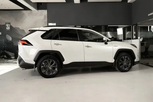 Toyota RAV4 2.5 5p 4X4 Lim Hybrid L19 2023