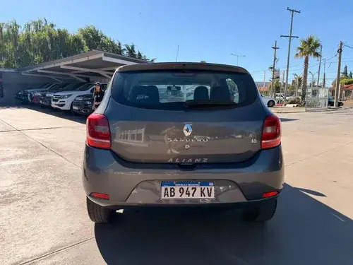 Renault Sandero Ii 1.6 8v Authentique 2017