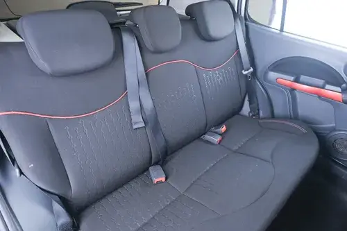 Fiat Uno 1.4 Sporting 2013