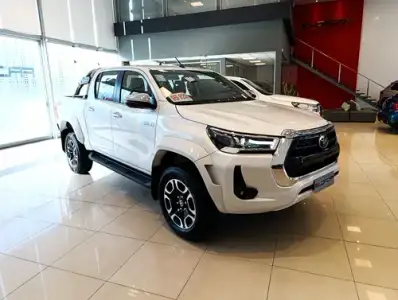 Toyota Hilux Pick-Up 2.8 Cd Srx 204Cv 4X4 At 2026