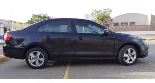 Volkswagen Vento 2.0 LUXURY DSG 2011