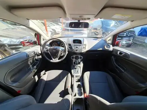 Ford Fiesta Kinetic Design 1.6 Se Powershift 120cv 2017