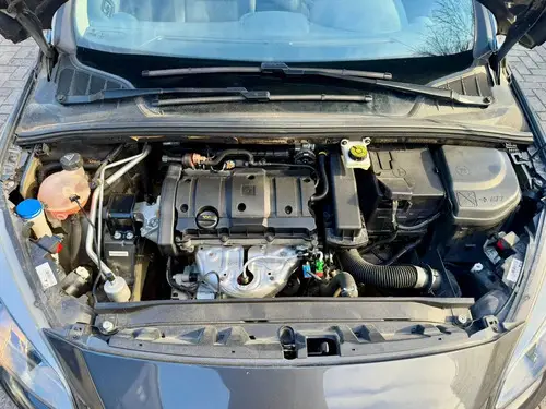 Peugeot 308 1.6 ALLURE L15 2018
