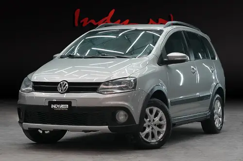 Volkswagen Suran Cross 1.6 Highline 101cv 2014