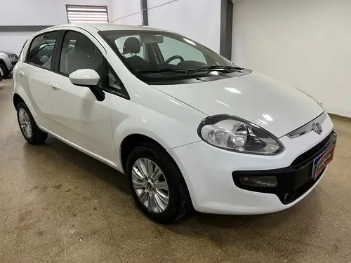 Fiat Punto 1.4 Attractive Pack Top Uconnect 2016
