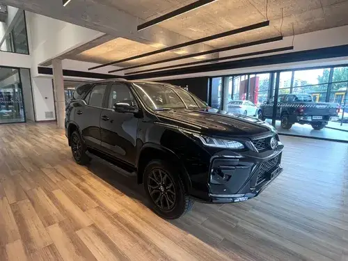Toyota SW4 2.8 Tdi Gr-s 4x4 7as 6at 2026