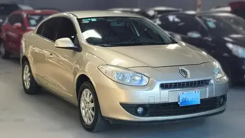 Renault Fluence 2.0 Dynamique 2013