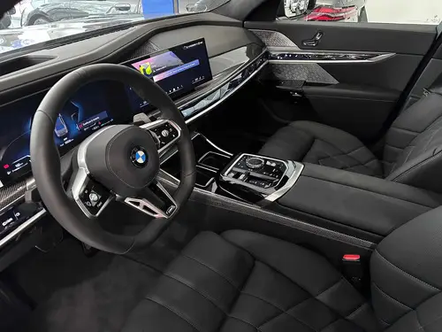 BMW 760i xDrive MSportPro 2025
