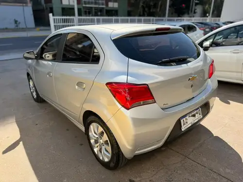 Chevrolet Onix 1.4 Lt Mt 98cv 2016