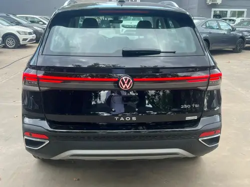 Volkswagen Taos 1.4 250 Tsi Highline Tiptronic 2026