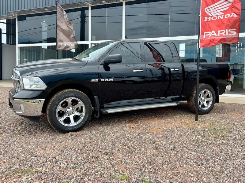 Dodge RAM 1500 5.7 D/CAB 4X4 LARAMIE 2014