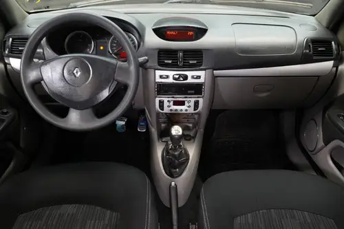 Renault Symbol 1.6 Connection 2010