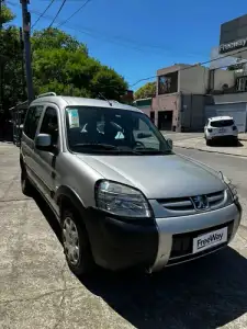Peugeot Partner 1.4 Furgon Confort Airbag 2011