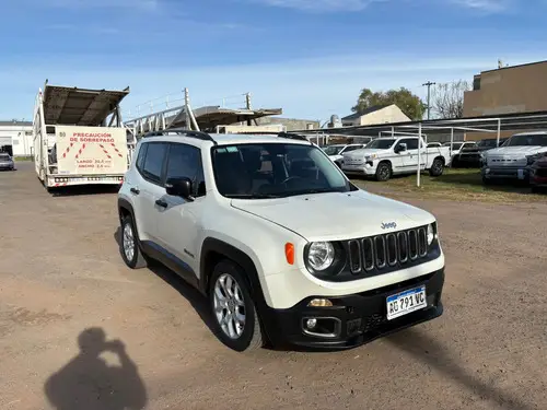Jeep Renegade SPORT 1.8 AT6 2018