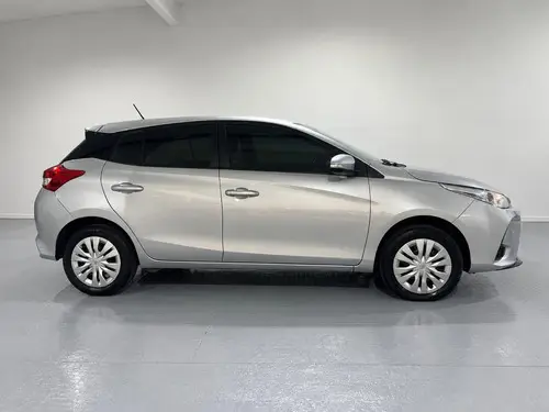 Toyota Yaris 1.5 107cv Xs 2024