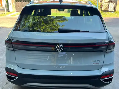 Volkswagen Taos 1.4 250 Tsi Highline Bi Tono Tiptronic 2026