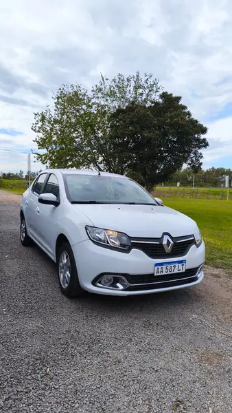 Renault LOGAN PRIVILEGE 1.6 16V 2016