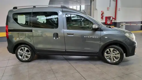 Renault Kangoo Ii 1.6 Sce Stepway 2026