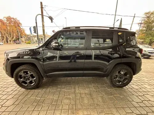 Jeep Renegade 1.3T Willys At9 4X4 2025